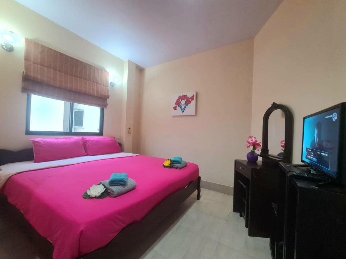 Happy Holidays Hotel Patong ภายนอก รูปภาพ
